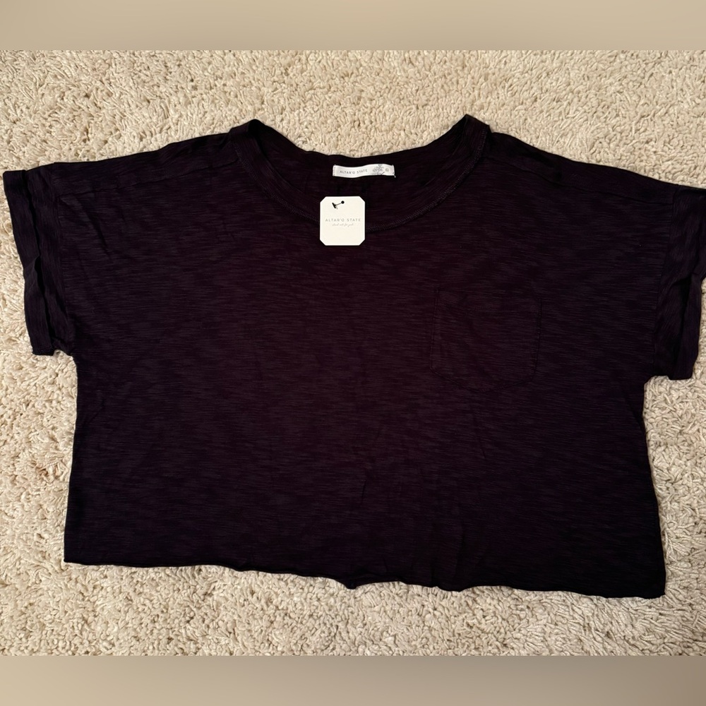 Altar'd State Short Sleeve Tee Size XL NWT